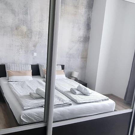 Apartments Miocic Zadar Bagian luar foto
