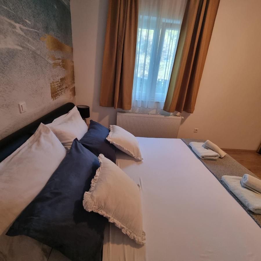 Apartments Miocic Zadar Bagian luar foto