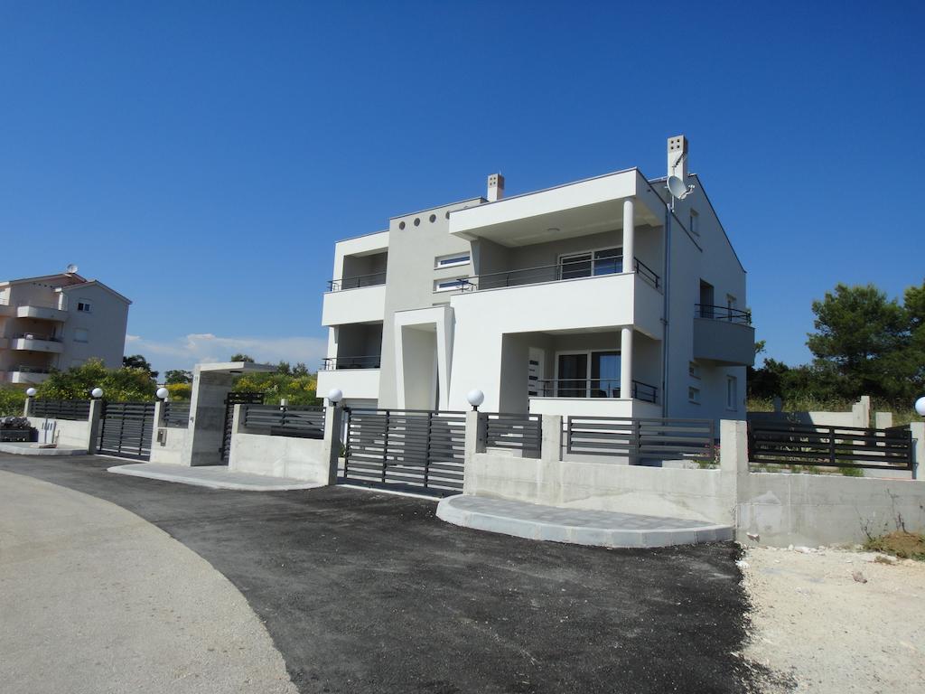 Apartments Miocic Zadar Bagian luar foto