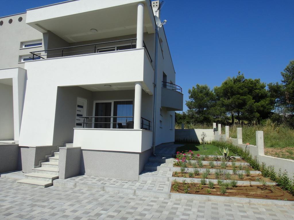 Apartments Miocic Zadar Bagian luar foto